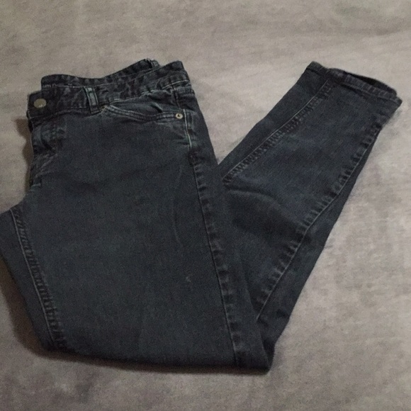 Faded Black Denim Jeans 8R - Picture 2 of 15